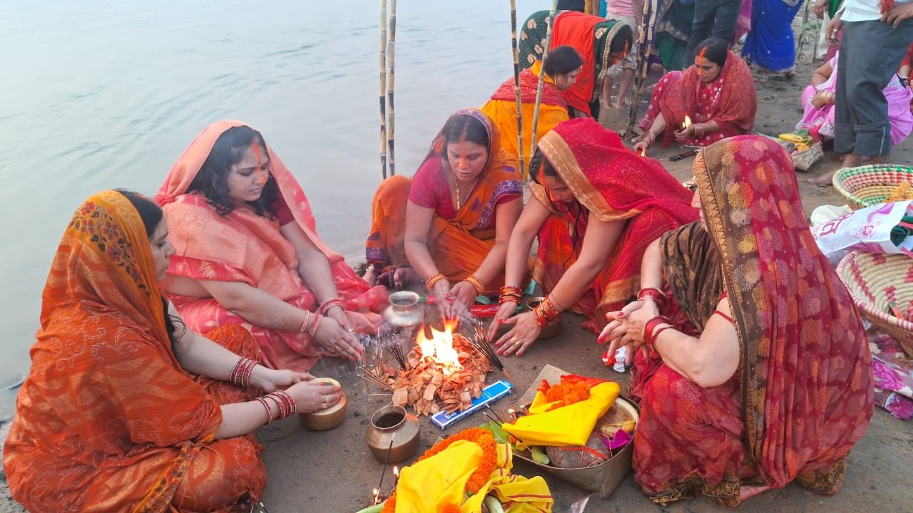 छठ महापर्व पर पटना में ट्रैफिक व्यवस्था में बड़ा बदलाव, 550 घाटों पर सुरक्षा, स्वच्छता और सुविधा के पुख्ता इंतजाम