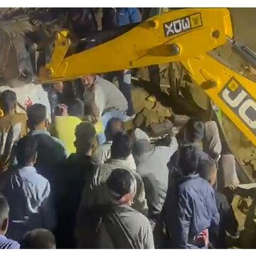 हिमाचल के बिलासपुर में भीषण भूस्खलन में बस दबी, कम से कम 18 लोगों की मौत