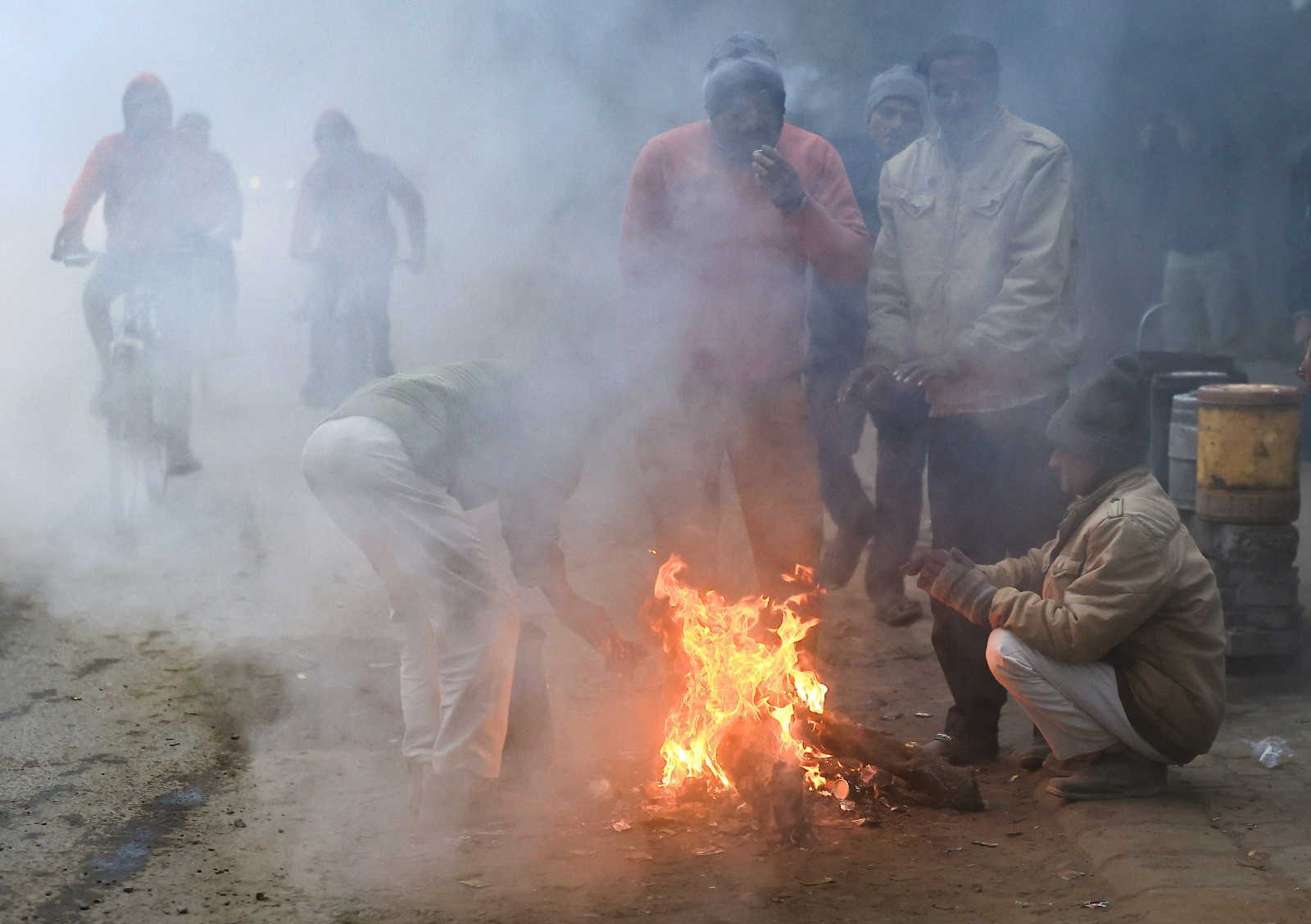 राजस्थान में शीत दिवस की स्थिति, घने कोहरे से सुबह यातायात प्रभावित