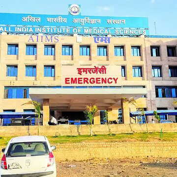 भोपाल AIIMS में गलती से फॉर्मलिन का इंजेक्शन लगाने से ल्यूकोमिया पीड़ित बच्चे की मौत, मामला दर्ज