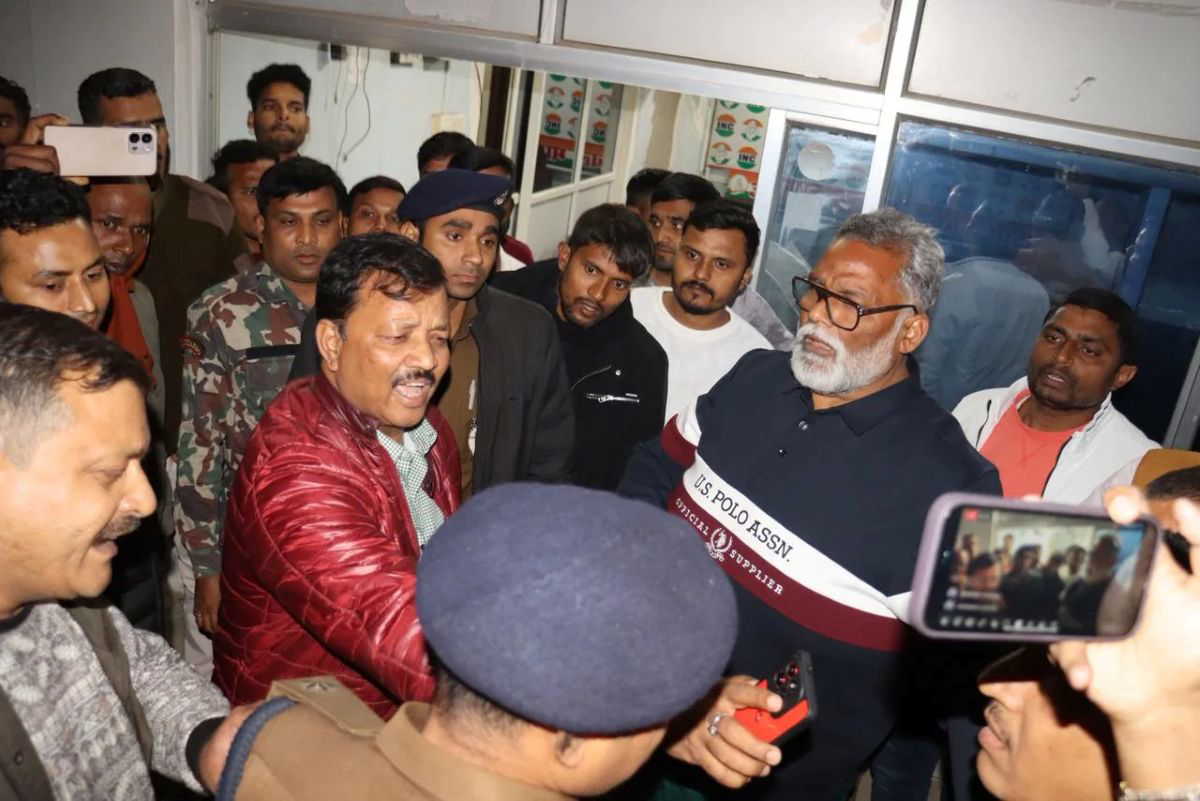 घंटों की मशक्कत के बाद पटना पुलिस ने पप्पू यादव को किया गिरफ्तार, 35 साल पुराना मामला