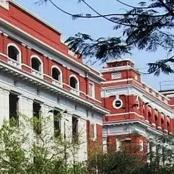 साइबर अपराधियों से निपटने के लिए लालबाजार बना रहा 7 नई यूनिट, क्या है हेल्पलाइन नंबर?