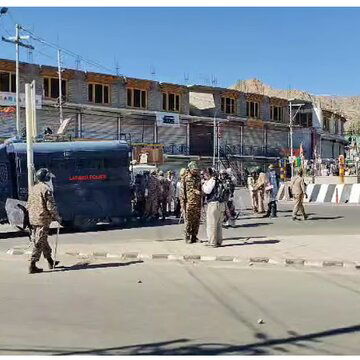 लद्दाख में तनाव, अशांति फैलाने के आरोप में कांग्रेस पार्षद के खिलाफ FIR, विपक्ष का पलटवार