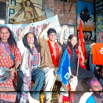 JNU छात्र संघ चुनाव में ‘लाल तूफ़ान’, 4 सीटों पर बाम जीत, ABVP दूसरे स्थान पर