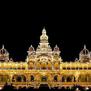 Earth Hour 2026 : कब है और कौन से 32 स्मारकों की बत्तियां बुझा देगा ASI?