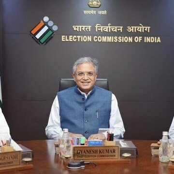 बिहार चुनाव पर निर्वाचन आयोग सख्त, एआई प्रचार पर रोक और खर्च की सीमा तय