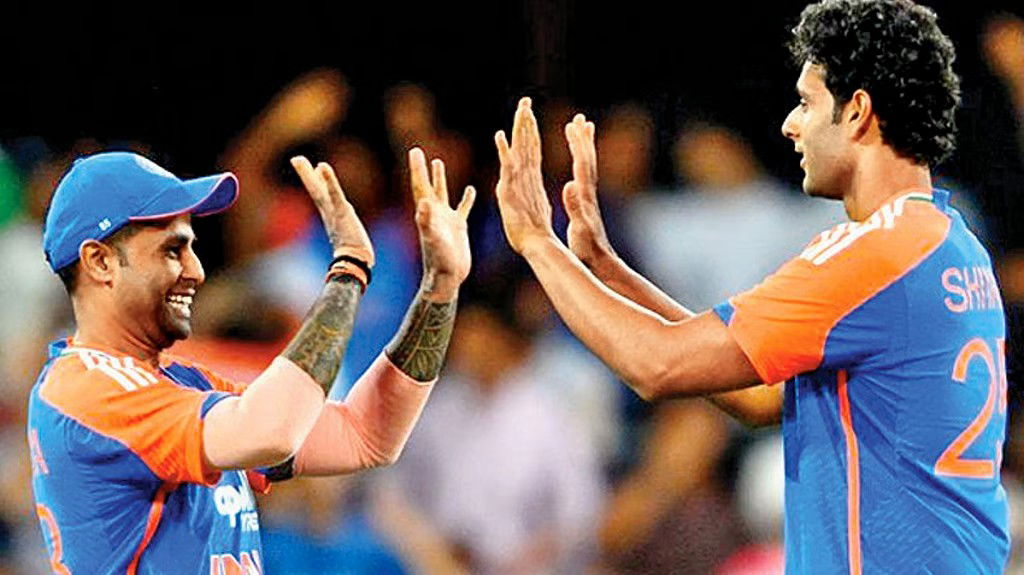 हार्दिक को चुनौती दे रहे हैं शिवम